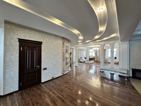 5-комн. новостройка - м. 28 мая - 450 м²