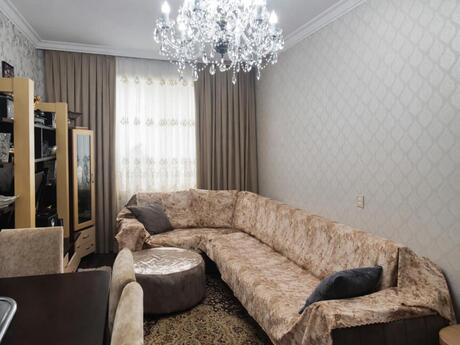 3 otaqlı köhnə tikili - Yeni Günəşli q. - 85 m²