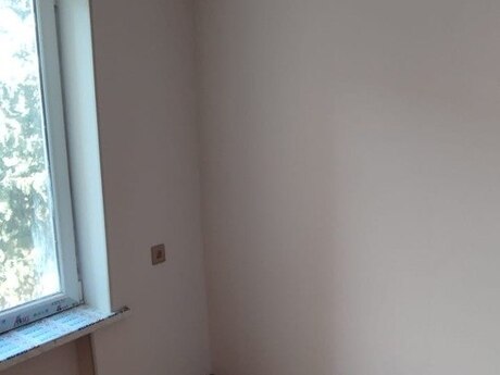 2 otaqlı köhnə tikili - Qara Qarayev m. - 31 m²