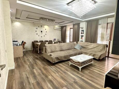 5 otaqlı köhnə tikili - İnşaatçılar m. - 130 m²