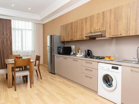 2-комн. новостройка - м. Кероглу - 100 м²