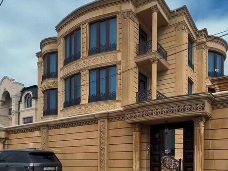 8-комн. дом/дача - пос. Ази Асланова - 800 м²