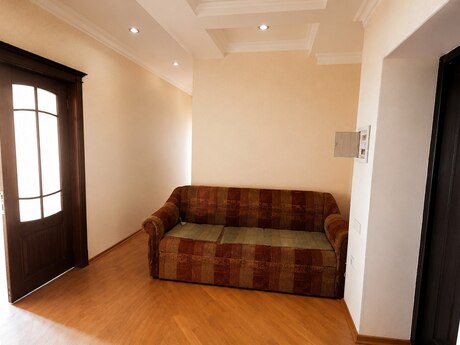 3-комнатная квартира, 137 м², 20 Yanvar: 273 000 ₼ 5