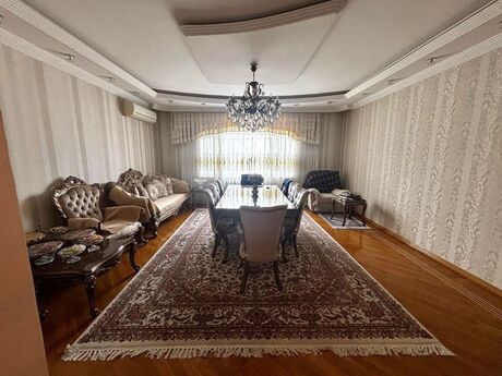 3 otaqlı yeni tikili - 8 Noyabr m. - 138 m²