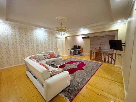 7-комн. дом/дача - пос. Бакиханова - 310 м²