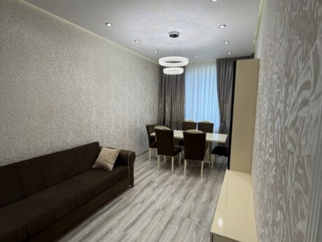 2-комн. новостройка - м. 20 января - 80 м²