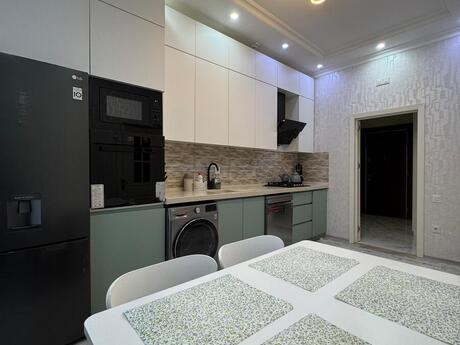 3-комн. новостройка - м. Нариман Нариманов - 110 м²