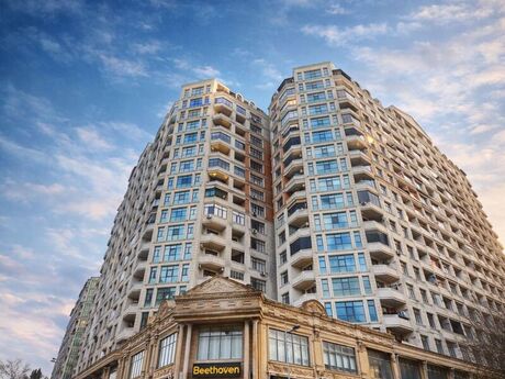 3-комн. новостройка - м. Нариман Нариманов - 116 м²