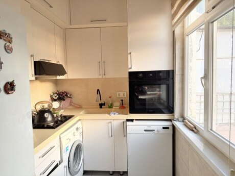 3 otaqlı köhnə tikili - Binəqədi r. - 90 m²