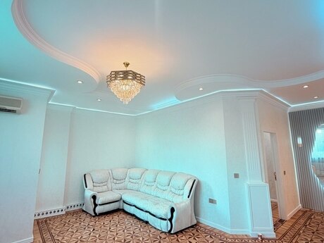3-комн. новостройка - м. Низами - 88 м²