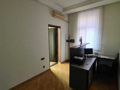 5-комн. офис - м. Нариман Нариманов - 250 м²