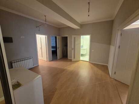 3-комн. новостройка - м. Нариман Нариманов - 122 м²