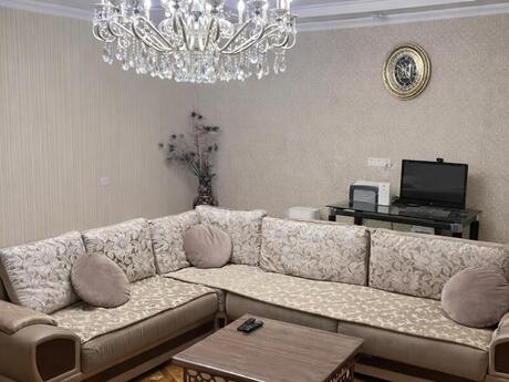 5 otaqlı köhnə tikili - Bakıxanov q. - 120 m²