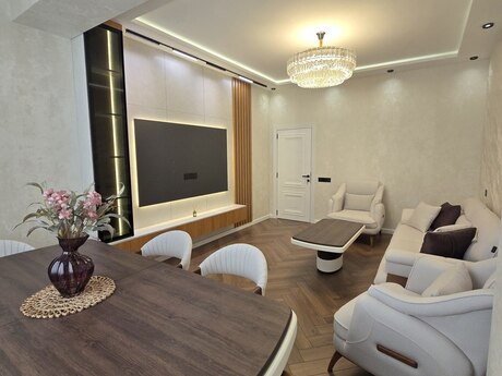3-комн. новостройка - м. Ази Асланов - 105 м²