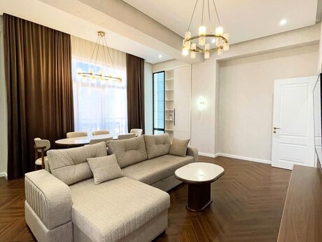 3-комн. новостройка - Насиминский  р. - 127 м²