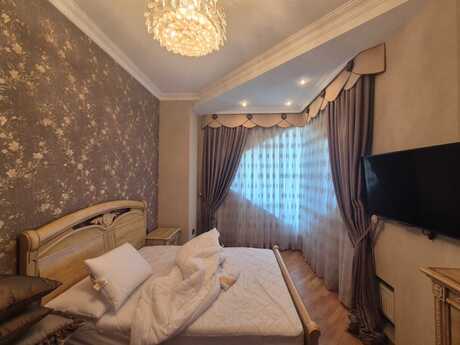 4-комн. новостройка - м. Нариман Нариманов - 150 м²