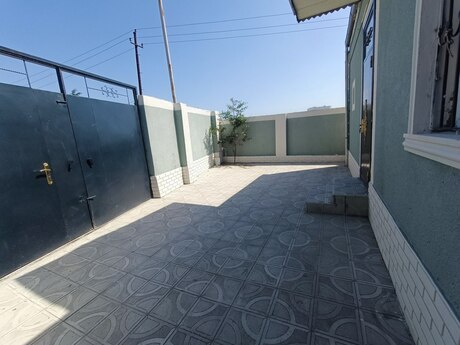 2 otaqlı həyət evi/bağ evi - Xırdalan - 65 m²