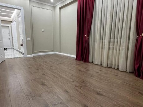 3-комн. новостройка - Ясамальский р. - 90 м²