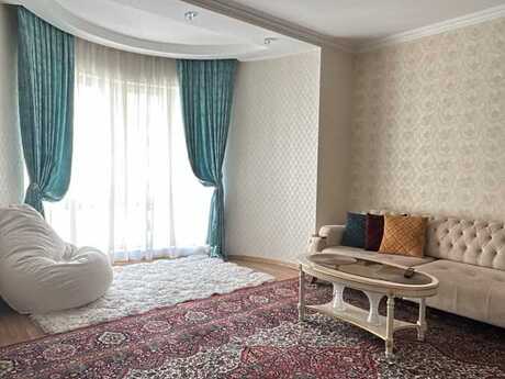 2-комн. новостройка - м. 8 ноября - 60 м²
