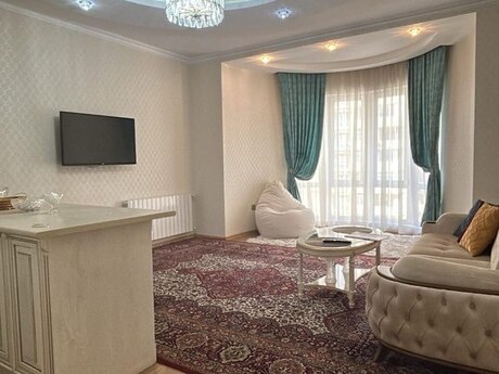 2-комн. новостройка - м. 8 ноября - 60 м²