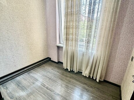 2-комн. вторичка - м. Кара Караев - 49 м²