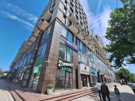 4-комн. новостройка - м. 8 ноября - 129 м²
