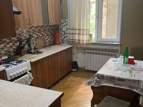 2 otaqlı köhnə tikili - Nəriman Nərimanov m. - 60 m²
