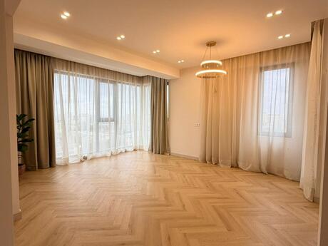 2-комн. новостройка - м. 20 января - 75.1 м²