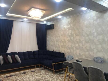 3-комн. новостройка - м. Кара Караев - 111 м²