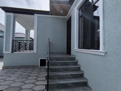 4 otaqlı həyət evi/bağ evi - Binə q. - 120 m²
