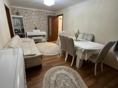 4 otaqlı köhnə tikili - Nəriman Nərimanov m. - 85 m²