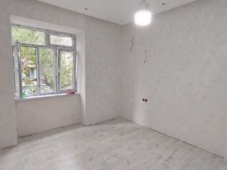 3 otaqlı köhnə tikili - Nəsimi r. - 80 m²