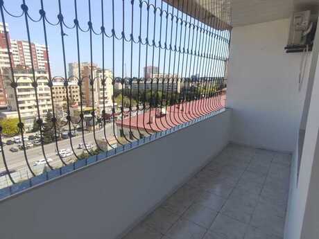 2 otaqlı köhnə tikili - Qara Qarayev m. - 70 m²