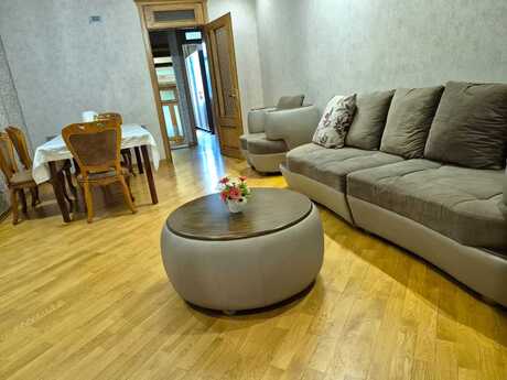 3 otaqlı köhnə tikili - Nəriman Nərimanov m. - 80 m²