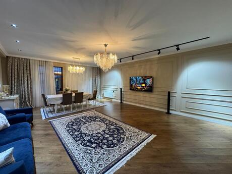 4 otaqlı yeni tikili - Masazır q. - 132 m²