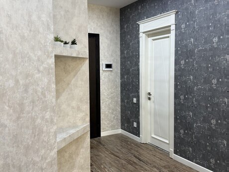 2-комн. новостройка - м. 20 января - 80 м²