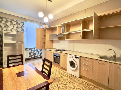 3-комн. новостройка - м. Шах Исмаил Хатаи - 100 м²