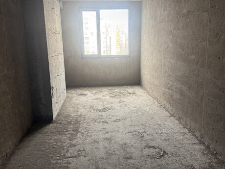 4 otaqlı yeni tikili - Şah İsmayıl Xətai m. - 202 m²