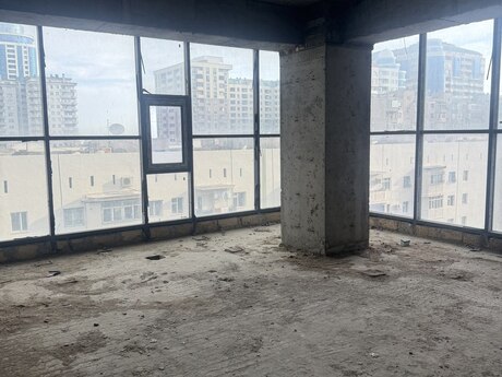4 otaqlı yeni tikili - Şah İsmayıl Xətai m. - 202 m²