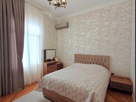5 otaqlı həyət evi, 400 m², Xəzər: 680 000 ₼ 5