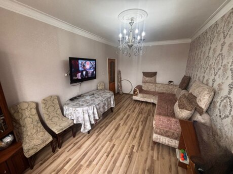 Объявление №6133852 - Баку, пос. Бадамдар, 3-комн., 75 м², 4/5 этаж