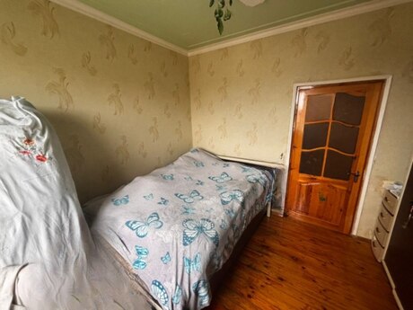 3 otaqlı köhnə tikili - Badamdar q. - 75 m²
