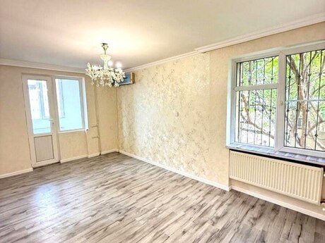 3-комн. вторичка - м. Нариман Нариманов - 60 м²