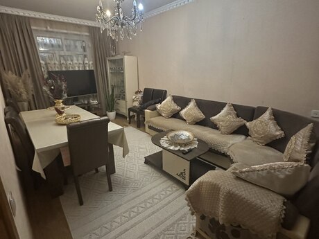 3 otaqlı köhnə tikili - Hövsan q. - 85 m²