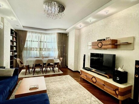 3-комн. новостройка - м. Ази Асланов - 120.6 м²