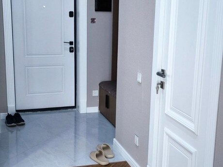 3-комн. новостройка - м. 20 января - 95 м²