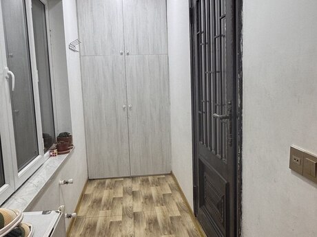 1 otaqlı həyət evi/bağ evi - Azadlıq Prospekti m. - 100 m²