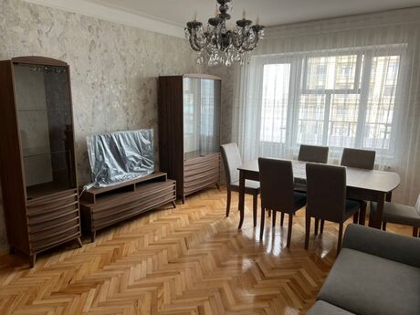 3-комн. вторичка - м. Низами - 72 м²
