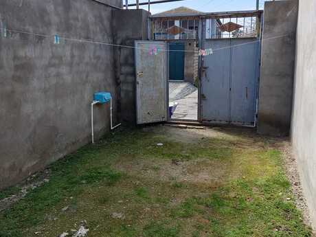 1 otaqlı həyət evi/bağ evi - Mərdəkan q. - 30 m²