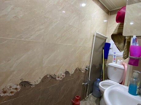 2 otaqlı köhnə tikili - Azadlıq Prospekti m. - 45 m²